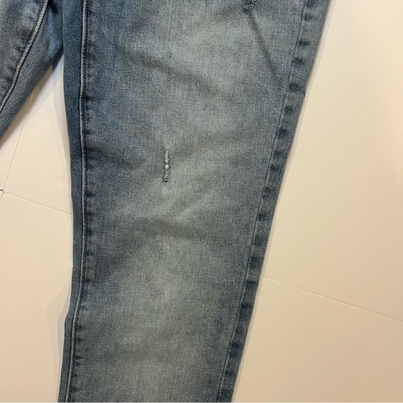 Lucky Brand Men’s Distressed Denim 710 Slim Fit Jeans Size 32/32 - Picture 7 of 10